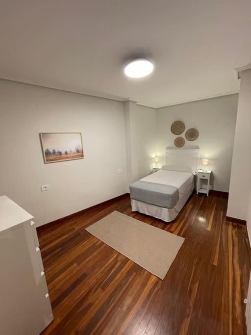 Duplex 122M2, 4 Dormitorios, 2 Banos Completos, Wifi 1Gb Mundaka Zewnętrze zdjęcie
