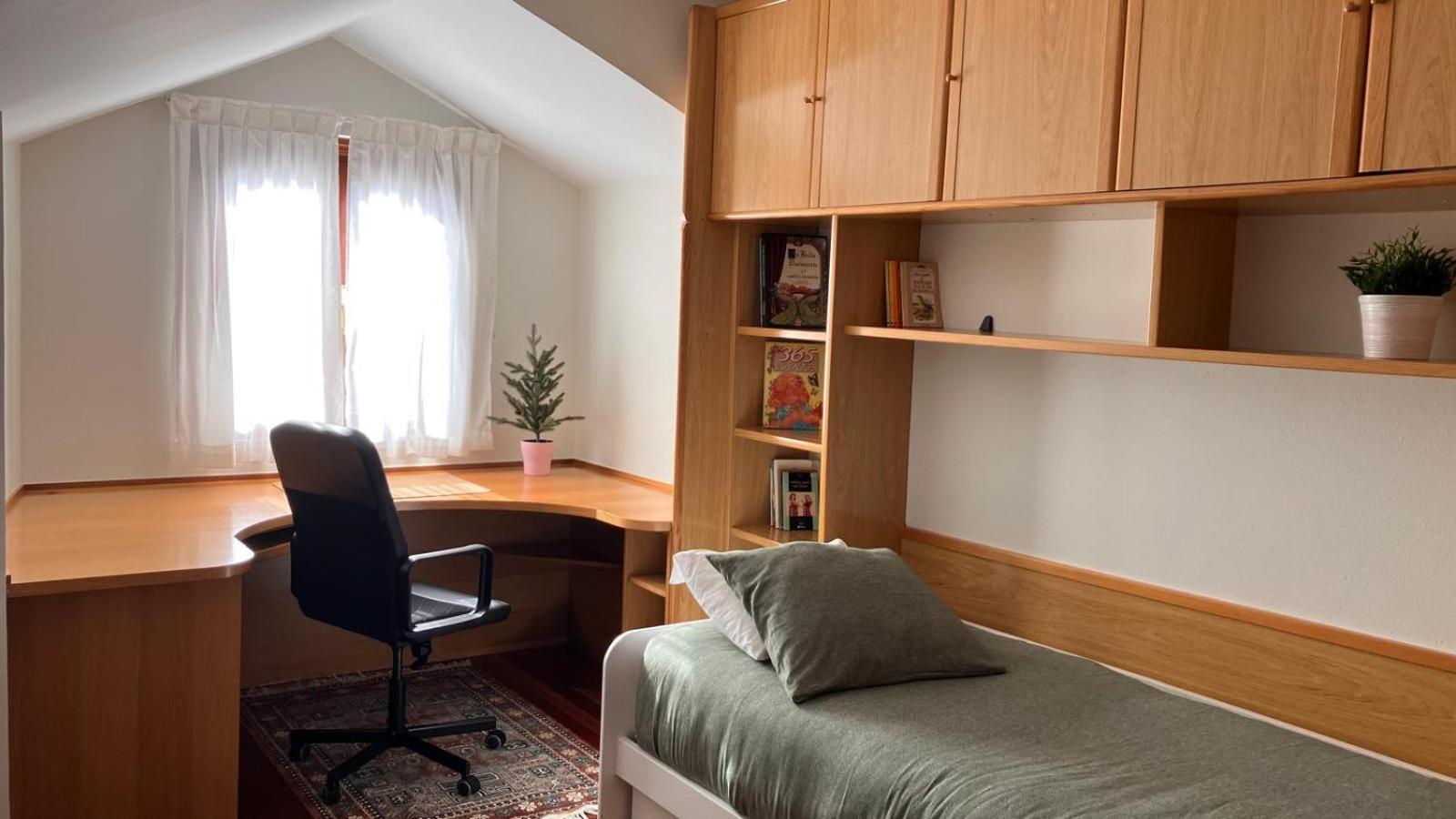 Duplex 122M2, 4 Dormitorios, 2 Banos Completos, Wifi 1Gb Mundaka Zewnętrze zdjęcie