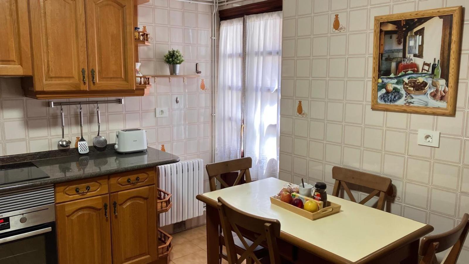 Duplex 122M2, 4 Dormitorios, 2 Banos Completos, Wifi 1Gb Mundaka Zewnętrze zdjęcie
